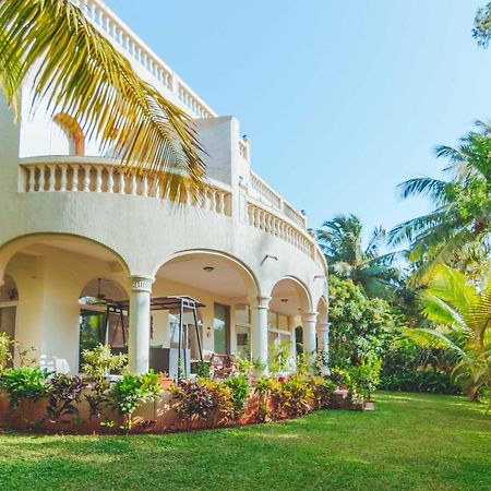 Saffronstays La Casa Maestro, Kashid - Spanish-Style Luxury Villa Near Kashid Beach Exterior foto