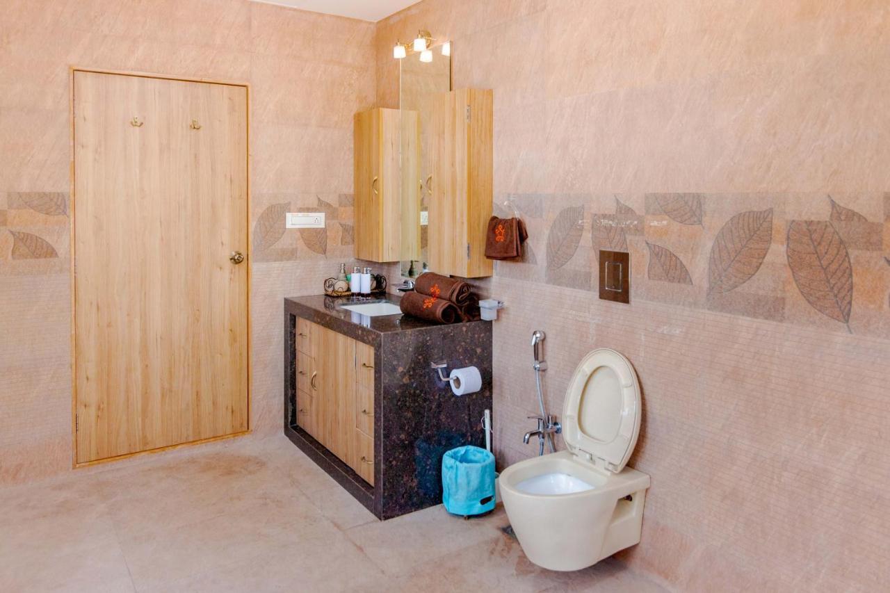 Saffronstays La Casa Maestro, Kashid - Spanish-Style Luxury Villa Near Kashid Beach Exterior foto